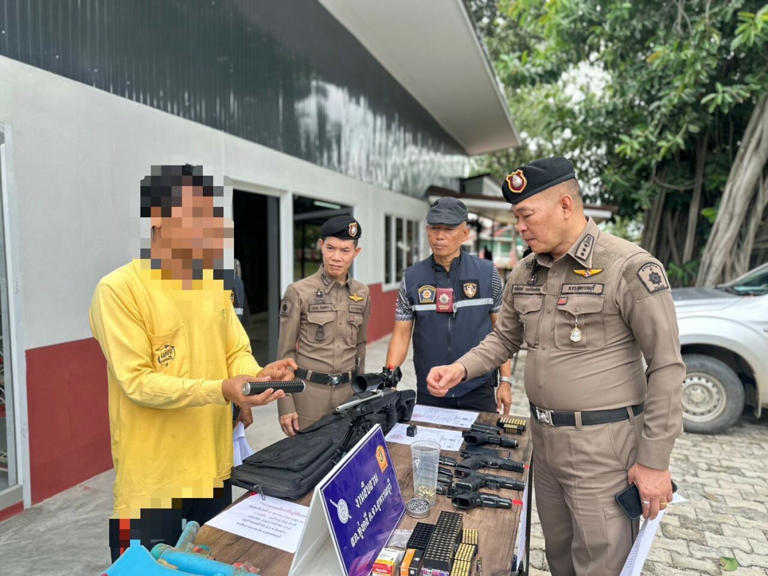 เจ้าหน้าที่ชุดสืบสวน สภ.ทุ่งคลี ตรวจยึดเครื่องกลึงผลิตปืนผิดกฎหมาย วิทยุสุพรรณรายงานสด